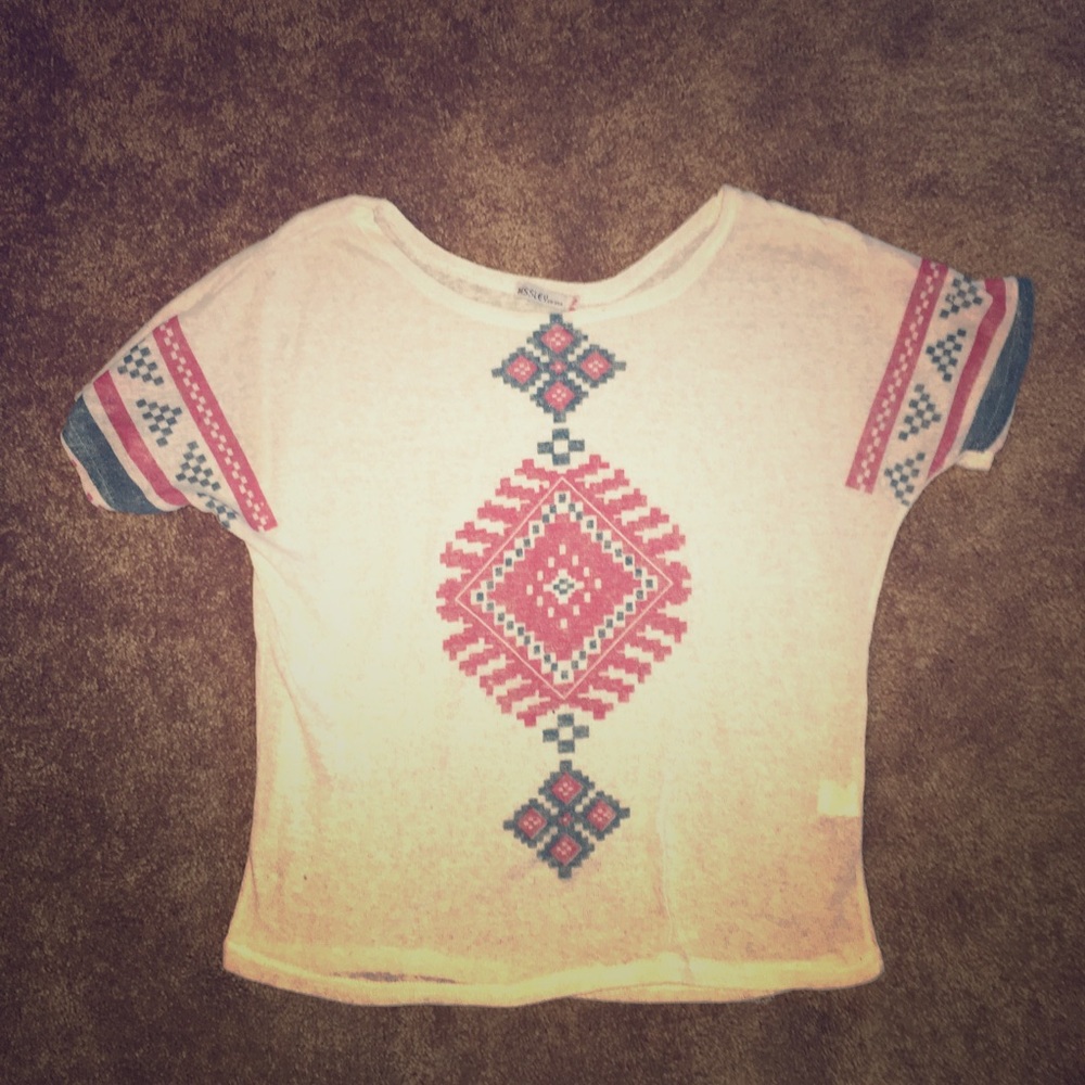 Kessley Co. USA Tribal print top
